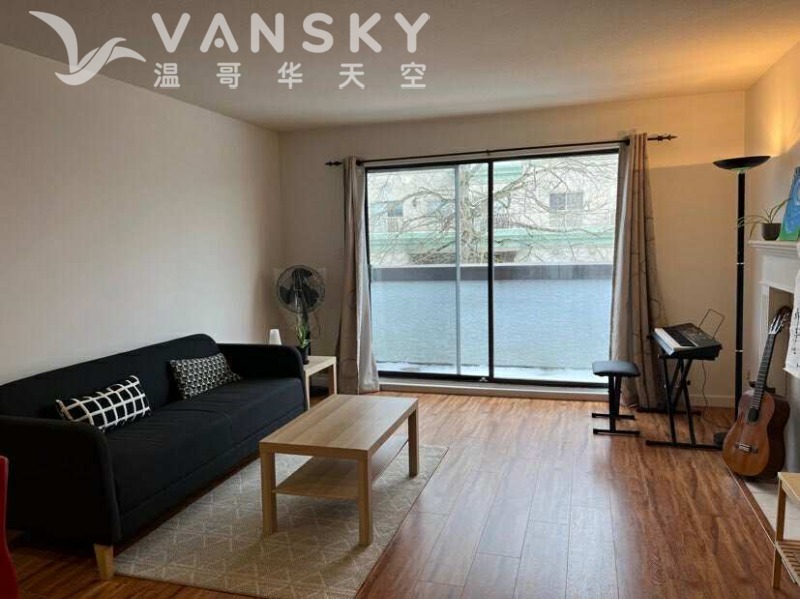 251125215936_Living Room.jpg